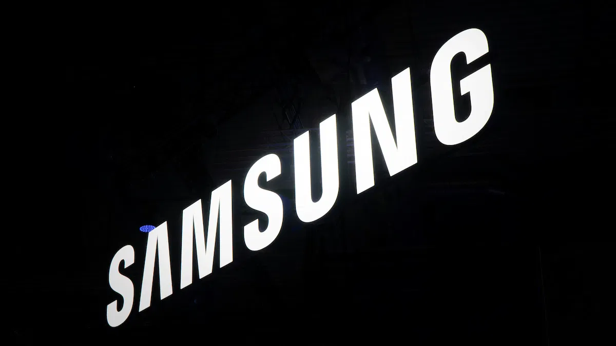SAMSUNG